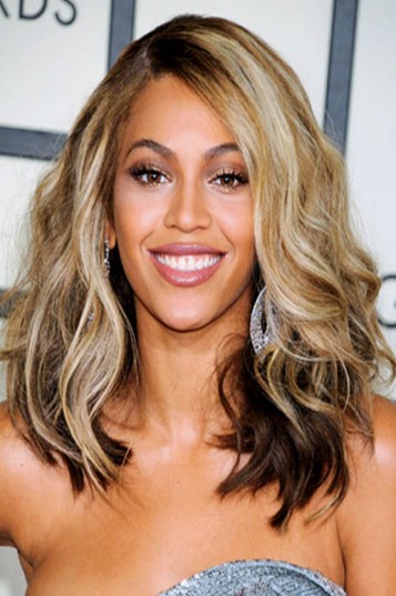 Beyonce Medium Wavy Wig - Click Image to Close