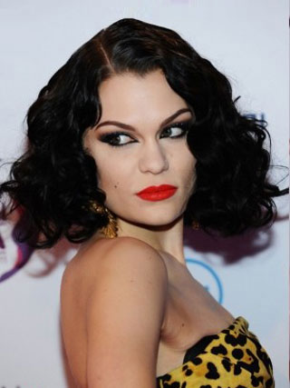 A Jessie J Medium Curly Wig - Click Image to Close