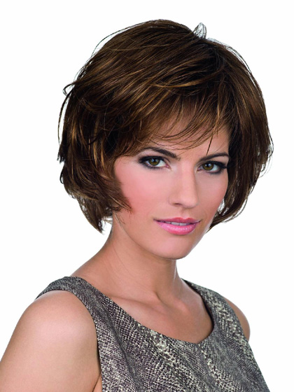 Short Lace Front Wig with Full Layers