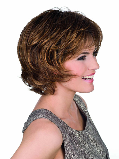 Short Lace Front Wig with Full Layers