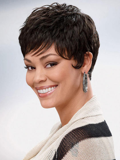 Carefree Wavy Chi Short Capless Wig