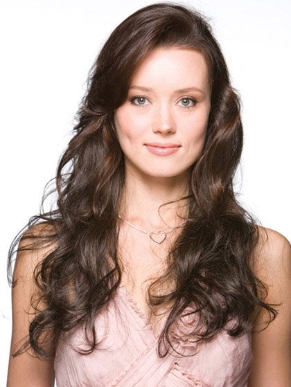 28" Long Wavy 3/4 Wig - Click Image to Close