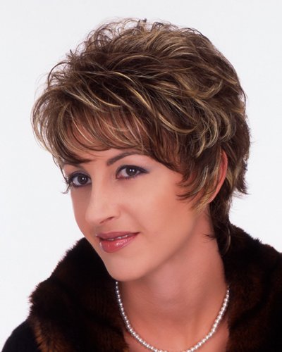 Mirage Capless Wavy Short Wigs - Click Image to Close