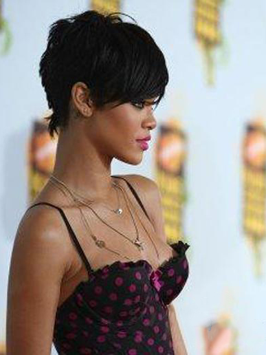 Rihanna'S Unique New Short Elegant Hairstyle - Click Image to Close