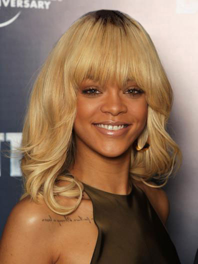 Most Popular Rihanna's Synthetic Roller Set Curls Wig